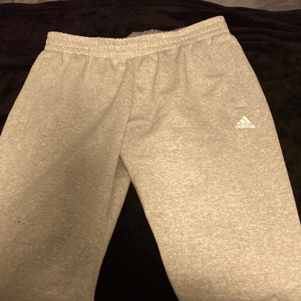 NWOT-Adidas sweatpants